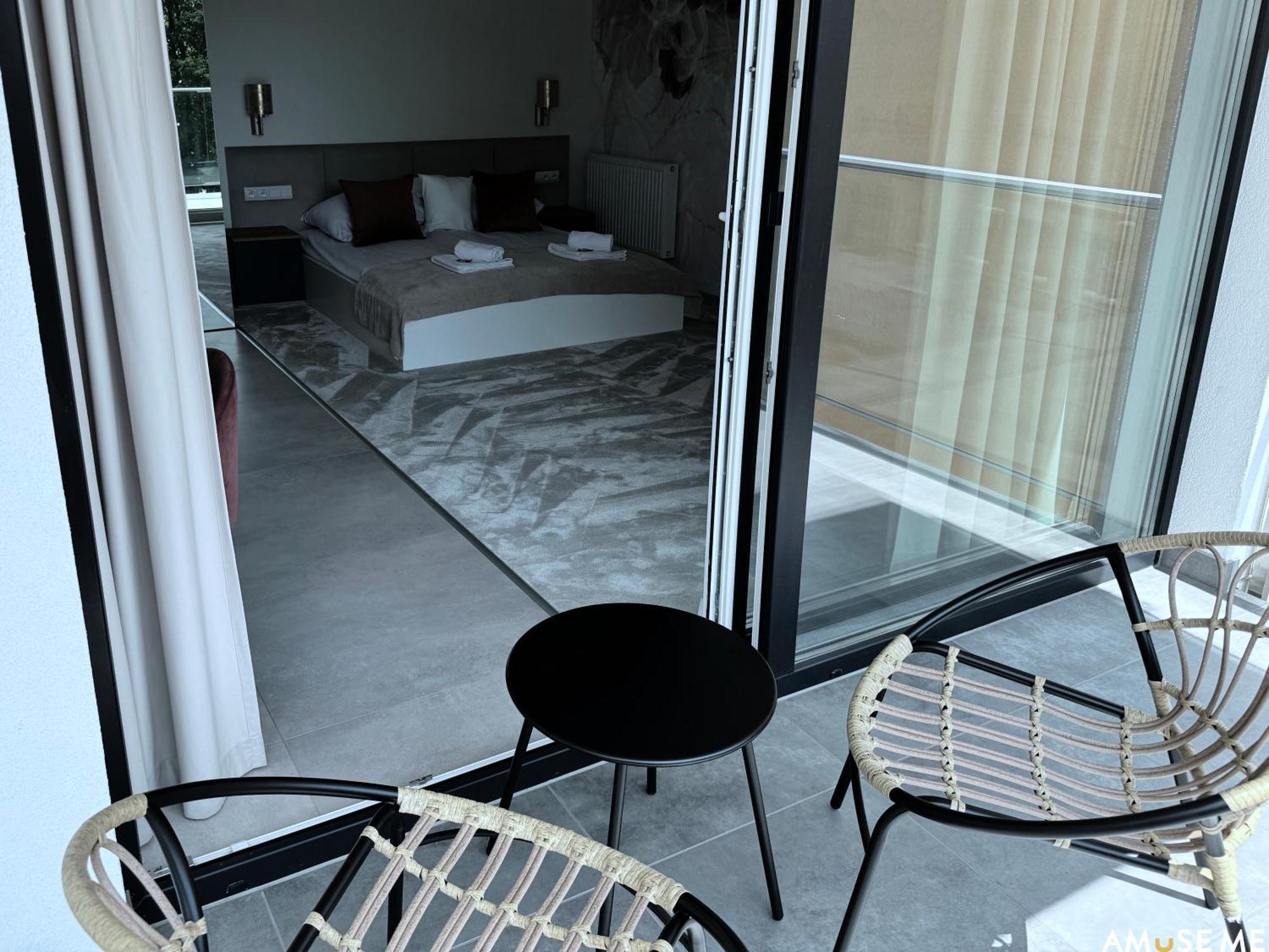 Amuse Me Aparthotel Kielce Exterior foto